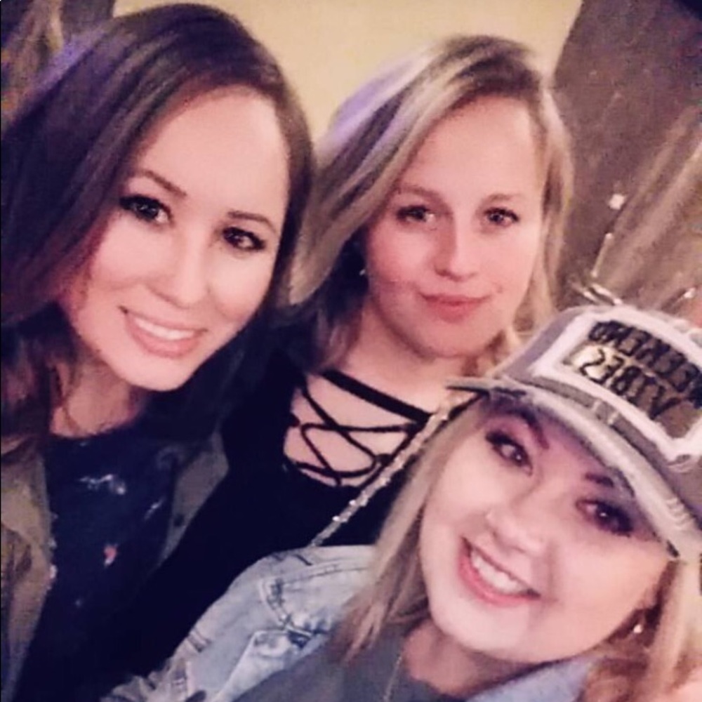 Meet your Posher, Bobbie